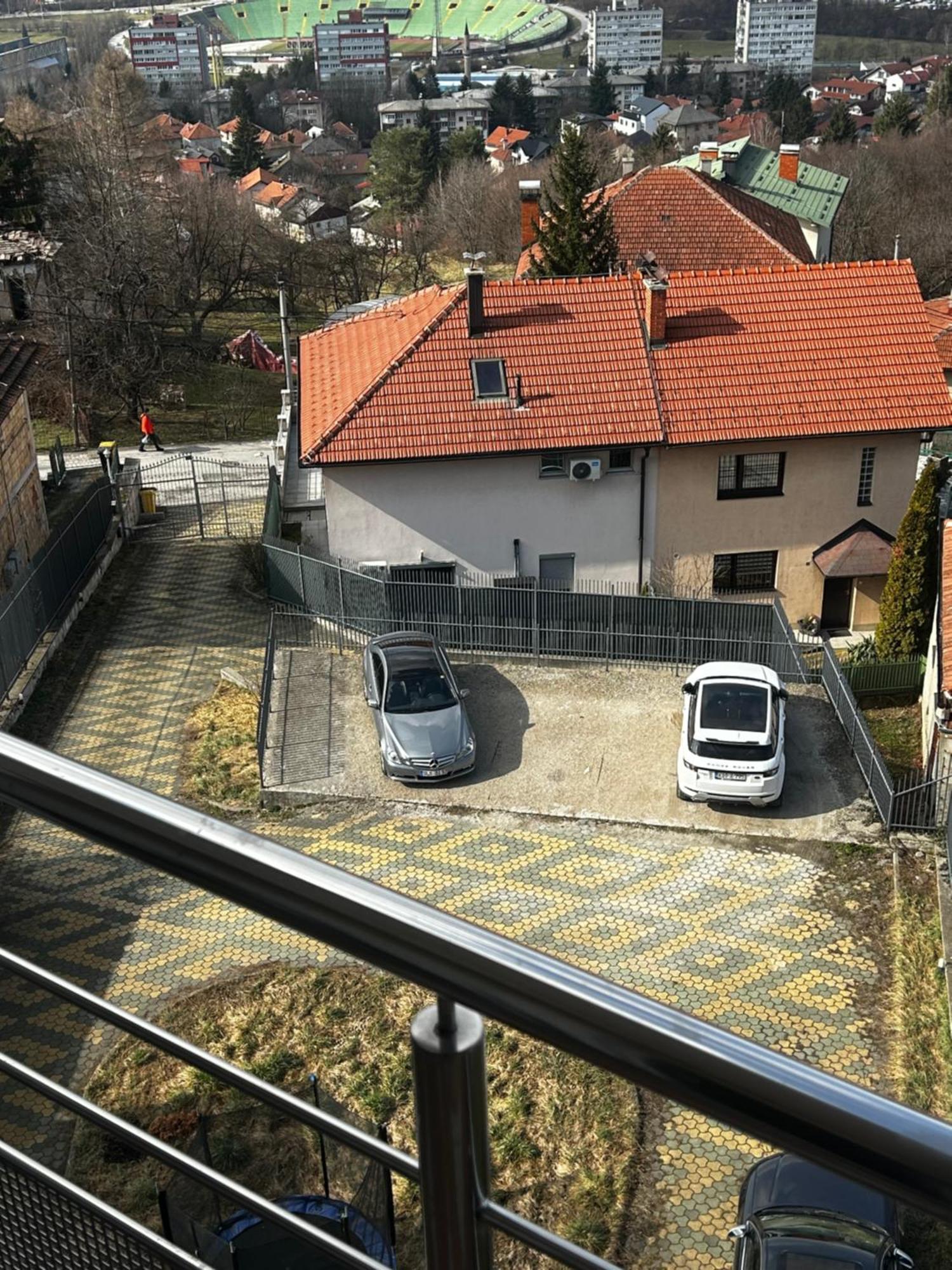 Deluxe Penthouse Private 1 - Center Apartment Sarajevo